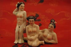 Erotica Snuff Bottles