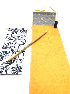 Chinese Calligraphy - Kakemono to paint - DIY - Medium - Yellow