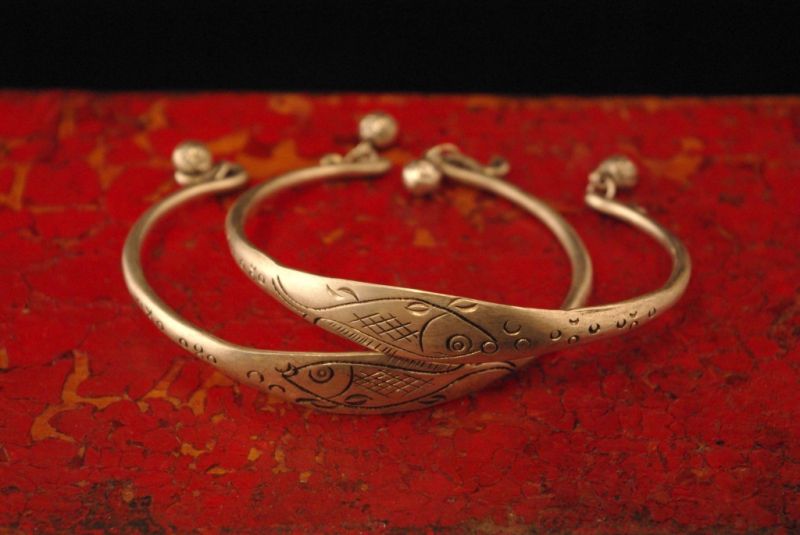Bracelet Cercle ethnique Miao avec Clochettes