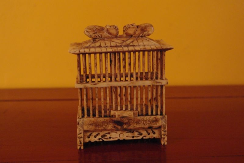 Cliquez sur la vignette pour agrandir et survolez la photo pour zoomer Cage à grillons Chinoise petits Chats