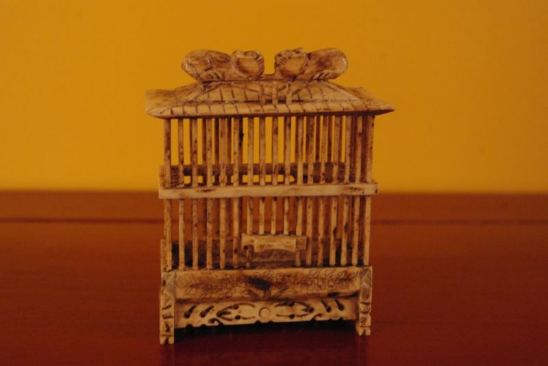 Cliquez sur la vignette pour agrandir et survolez la photo pour zoomer Cage à grillons Chinoise petits Chats