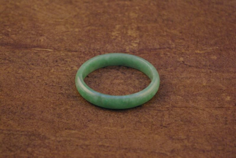 Cliquez sur la vignette pour agrandir et survolez la photo pour zoomer Jonc en Jade vert