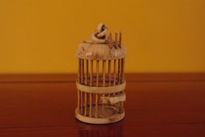 Petite cage à grillons ronde en OS