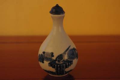 Flacon à tabac en porcelaine l'oiseau de Chine
