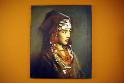 Peinture chinoise d'une femme minorité miao