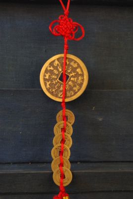 Pièces chinoises Feng Shui avec noeud sans fin