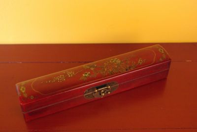 Longue petite boite chinoise en Bois
