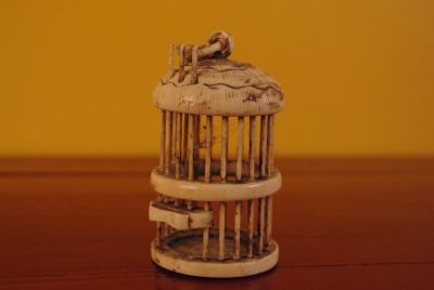 Petite cage à grillons en OS