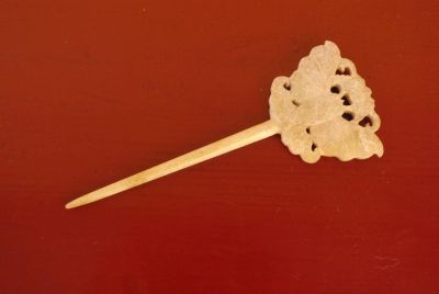 Pique à cheveux en Pierre Papillon