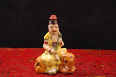Tabatière Chinoise Déesse sur éléphant