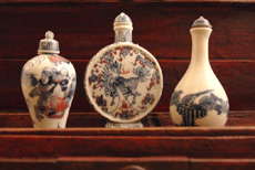 Chinese porcelain items from cina