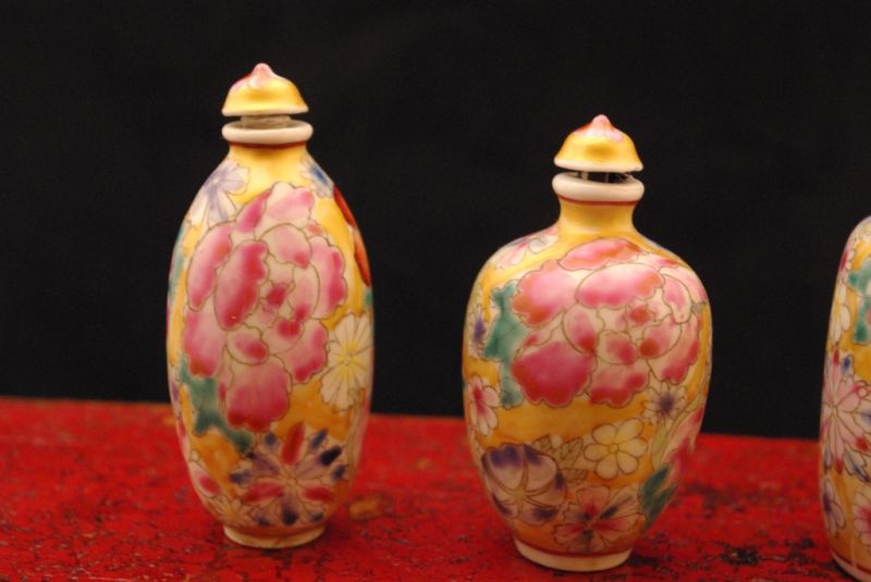 3 Bunte Blumen Schnupftabakflasche 3