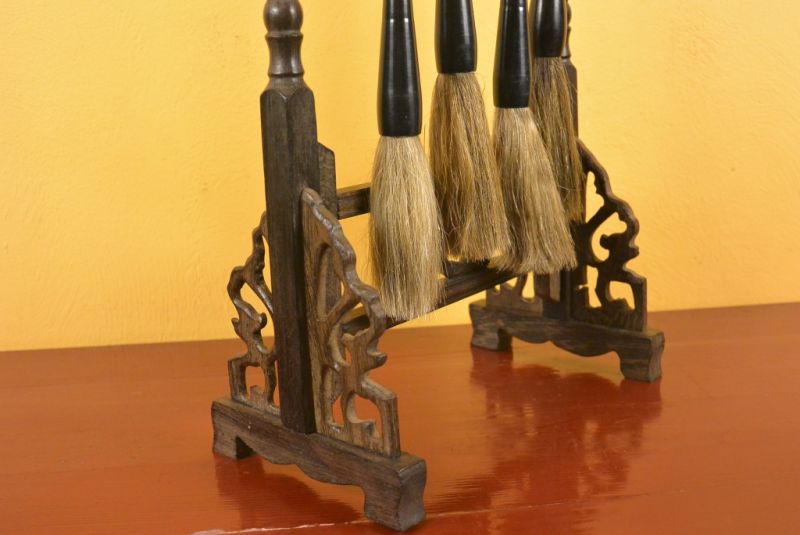 4 Pinsel mit Klein Chinesische Pinselhalter 4
