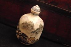 Tabatière Chinoise en Porcelaine peinte à la main chine