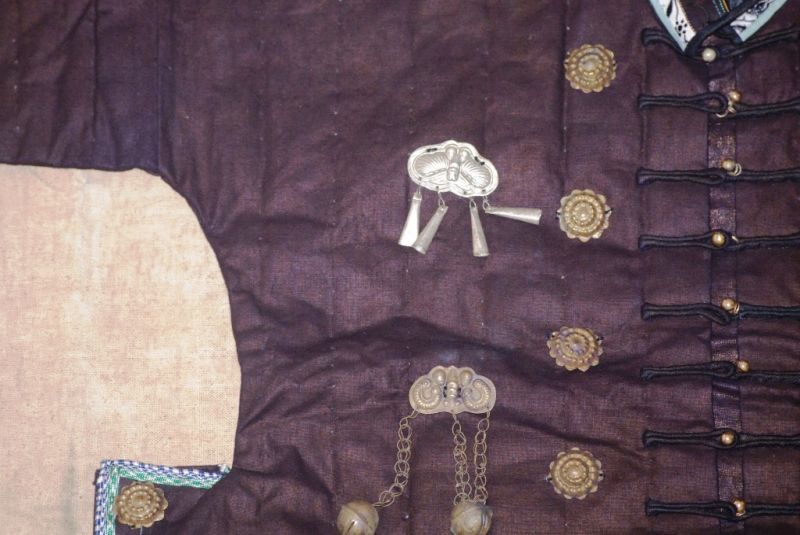 Alte Chinesische Miao Kostüme 4
