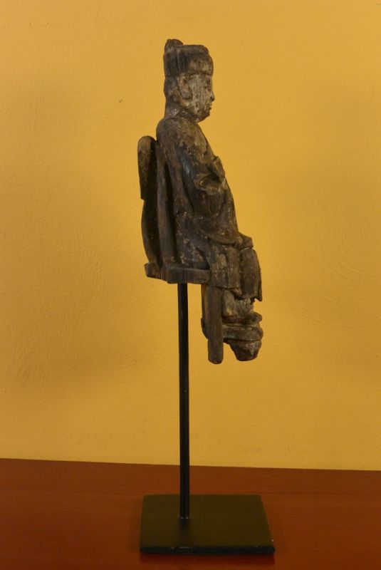 Alte chinesische Statue Alten Menschen auf einem Metallsockel 3