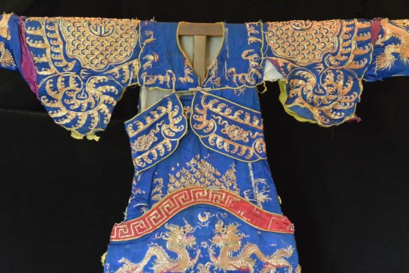 Alte chinesische Theater-Kostüm Blau und Gold 4