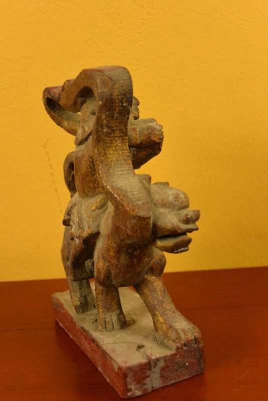 Alte Holzschnitzereien Qing-Ära Reiter 3 3