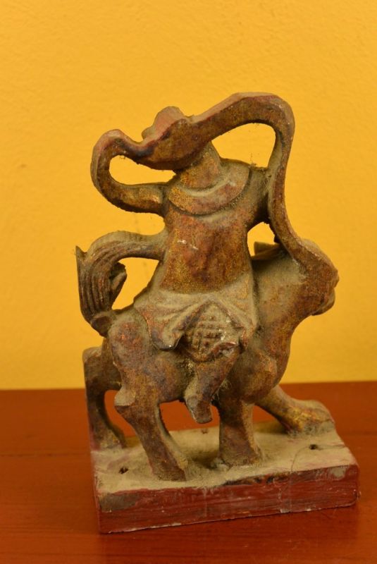 Alte Holzschnitzereien Qing-Ära Reiter 3 4
