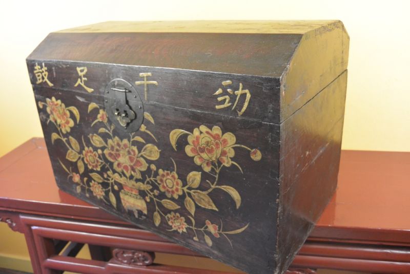 Alten chinesischen große Truhe Blumen 4