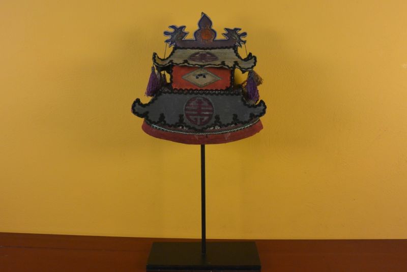 Alter Chinesischer Hut der Miao2