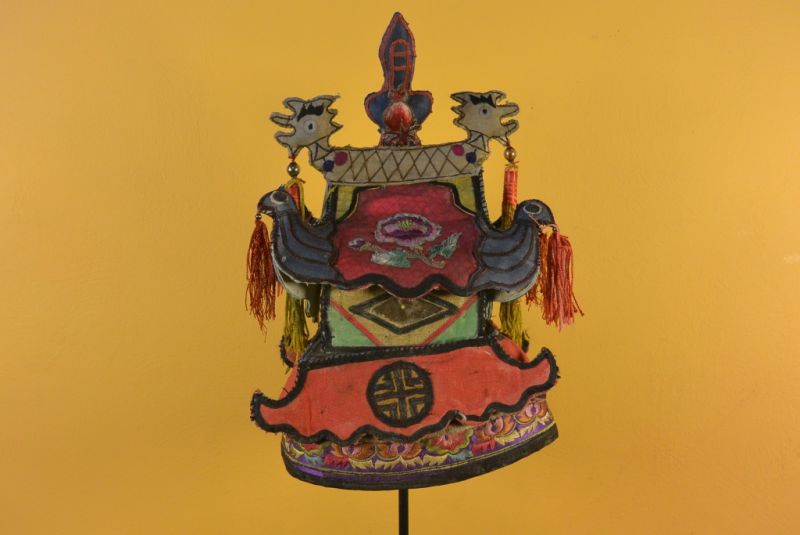Alter Chinesischer Kinderhut der Miao 3