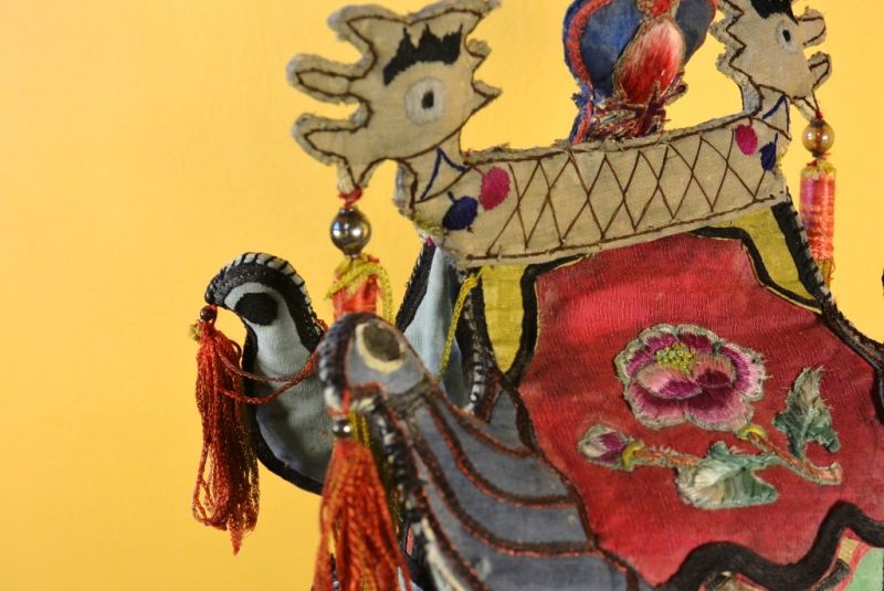 Alter Chinesischer Kinderhut der Miao 4
