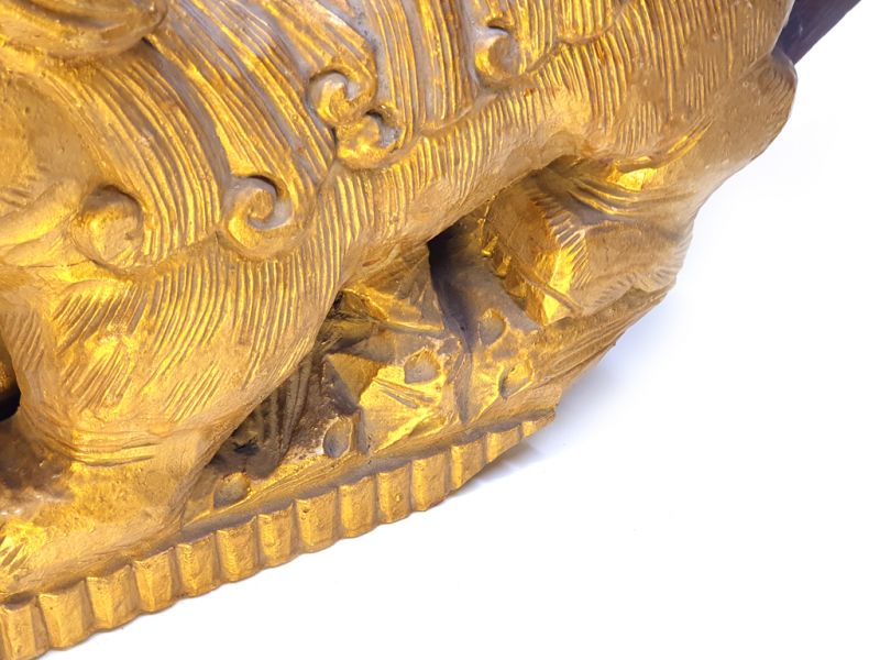 Alter chinesischer Steinlöwe in Holz - Alter chinesischer Tempel 3