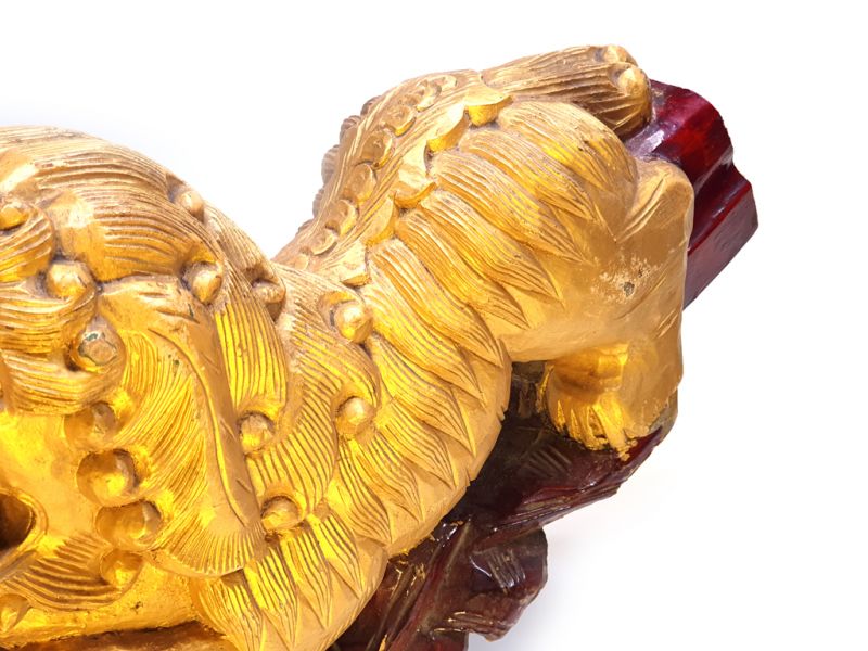 Alter chinesischer Steinlöwe in Holz - Golden 3