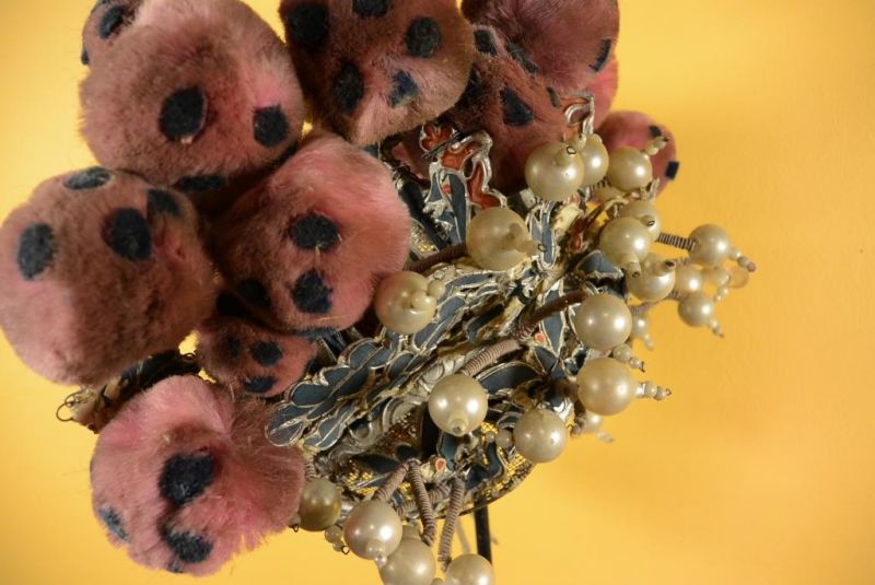 Alter chinesischer Theatre Kappe - Crown rosa Bommel 4