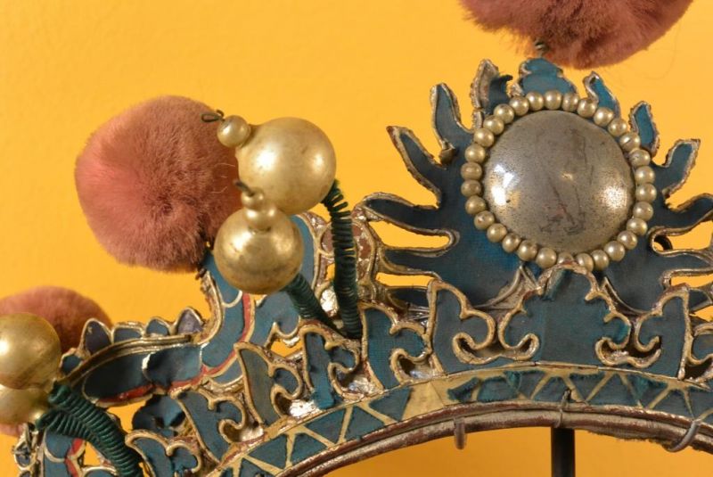 Alter chinesischer Theatre Kappe Diadem 3