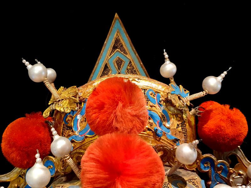 Alter chinesischer Theatre Kappe Feuerpyramide 2