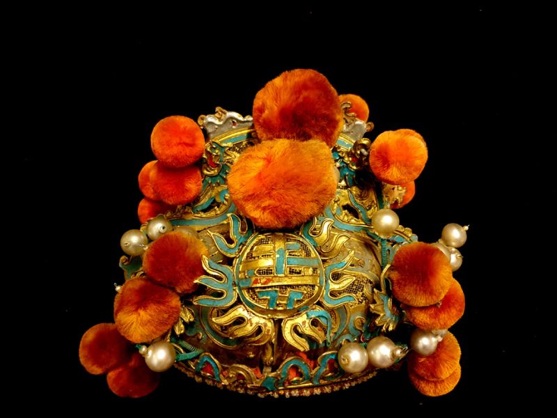 Alter chinesischer Theatre Kappe Hut mit orange Pompons 2