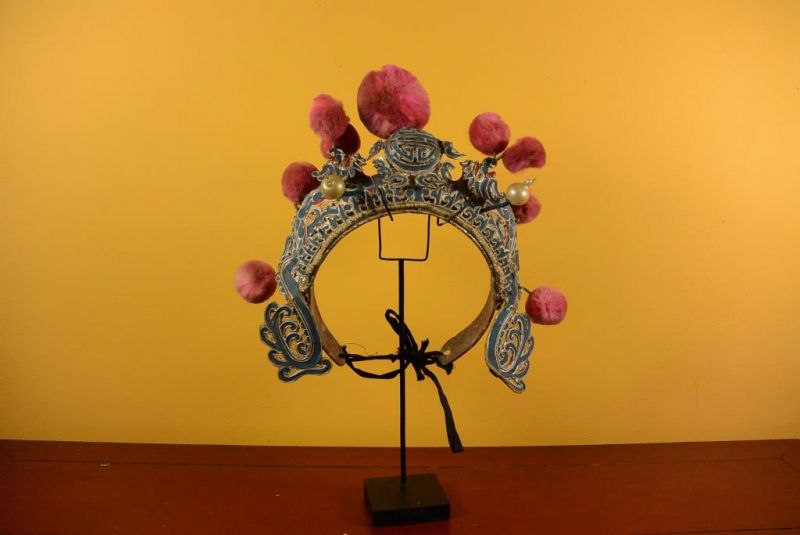 Alter chinesischer Theatre Kappe Krone / Rosa 2