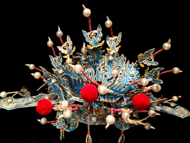 Alter chinesischer Theatre Kappe Phoenix und Schmetterlinge - Winter 2