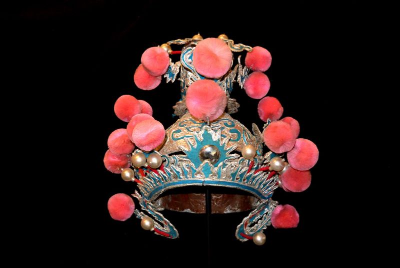 Alter chinesischer Theatre Kappe Rosa Pompons Krone 3