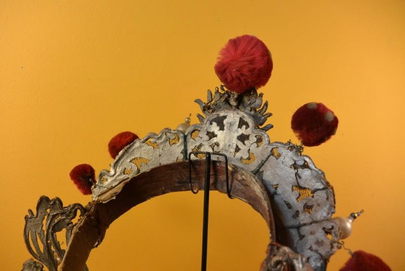 Alter chinesischer Theatre Kappe - Roten Bommel Krone 3 5