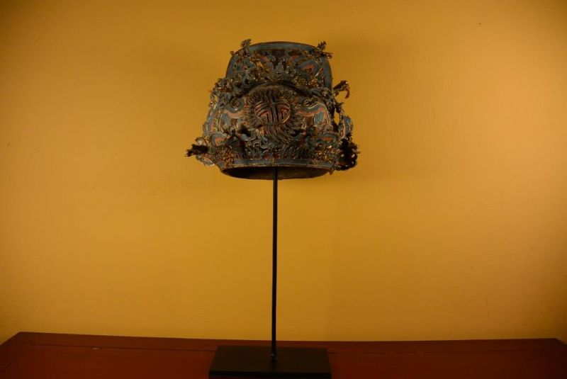 Alter chinesischer Theatre Kappe Sonne und Drachen 3