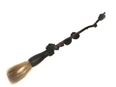 Alter Dekorativer Pinsel aus geschnitztem Kirschholz - 64cm