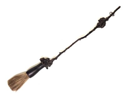 Alter Dekorativer Pinsel aus geschnitztem Kirschholz - 73cm