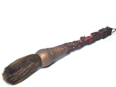 Alter Pinsel mit Drachenmotiv – Kalligrafische Legenden der Qing‑Dynastie