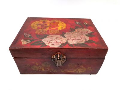 Ancien Coffre Chinois Époque Mao - Bonheur - Fleurs Ancien Coffre Chinois Époque Mao - Bonheur - Fleurs