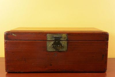 Ancien Coffre Chinois Marron / Rouge Ancien Coffre Chinois Marron / Rouge
