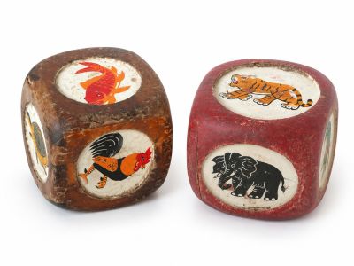 Ancien Grand Dé Chinois en Bois Peint aux Animaux - Jeu Traditionnel - Milieu XXe Siècle