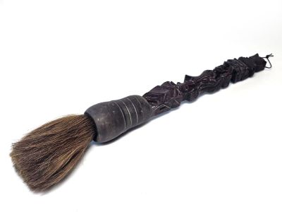 Ancien Pinceau de Bambou et Savant – Harmonie Intellectuelle de la Dynastie Qing