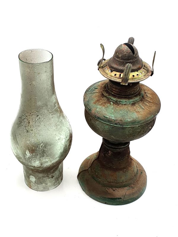 Ancienne lampe à pétrole chinoise - Verre 2 4