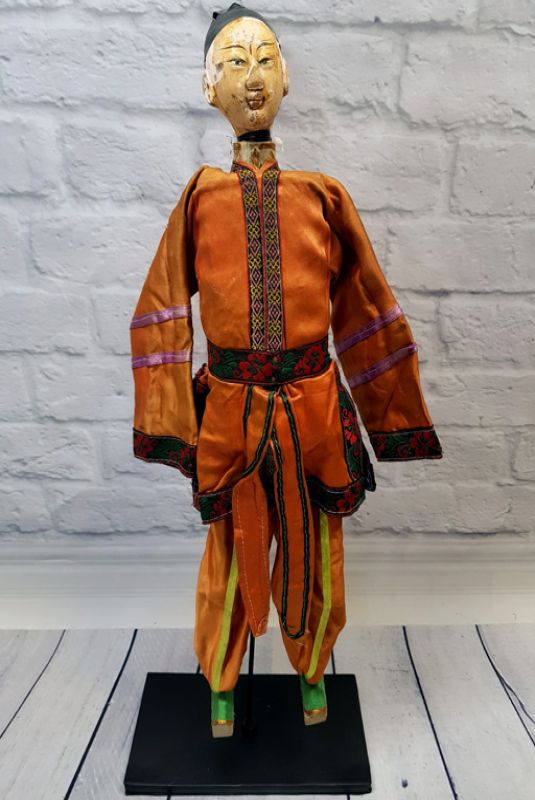 Ancienne marionnette de Théâtre chinoise - Province Fujian - Homme / Costume de soie Orange