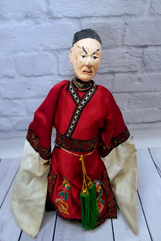Ancienne marionnette de Théâtre chinoise - Province Fujian - Homme / Costume de soie rouge 2