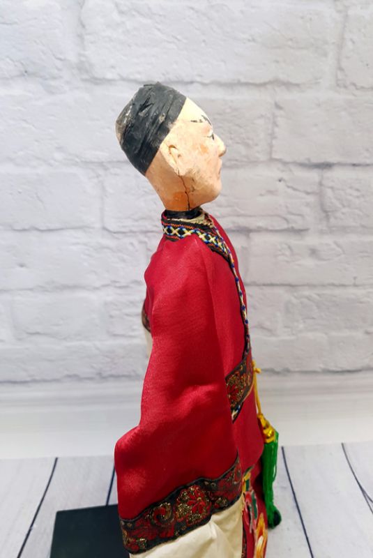 Ancienne marionnette de Théâtre chinoise - Province Fujian - Homme / Costume de soie rouge 4