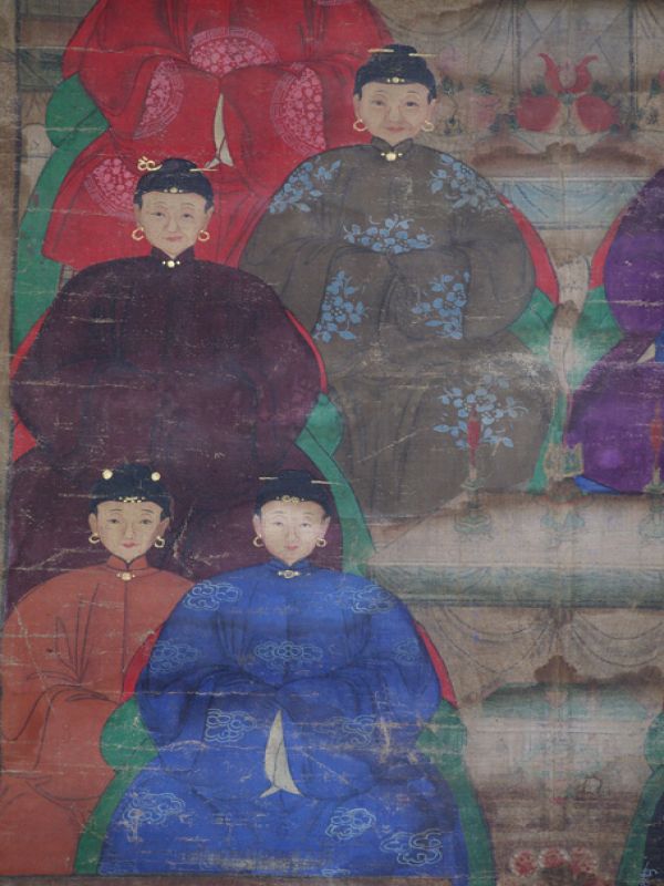 Ancienne Peinture d'ancêtres Chinois sur toile - Famille de 10 mandarins chinois 4